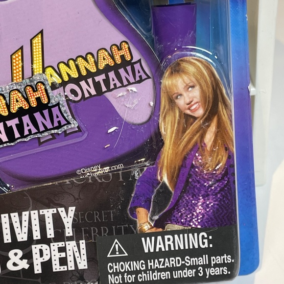 Vintage Hannah Montana 🎸Activity Pad & pen set - Picture 3 of 7